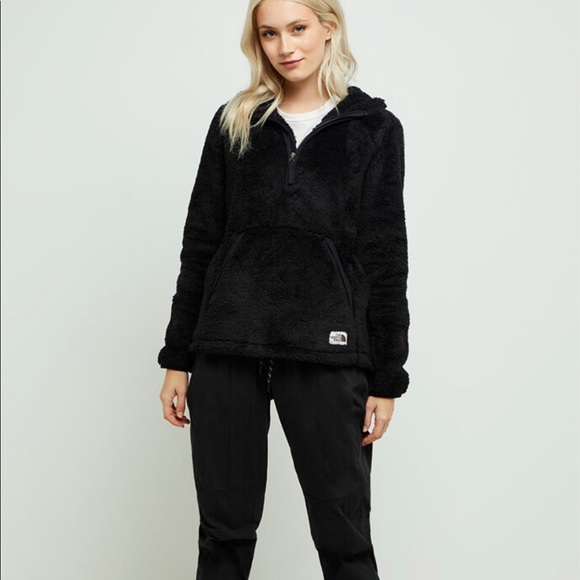 The North Face Sweaters - The North face Campshire Hoodie *NEW*